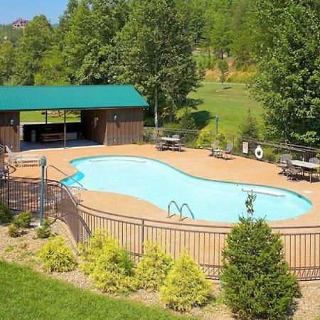 Bearly Lovers Gatlinburg Exterior photo